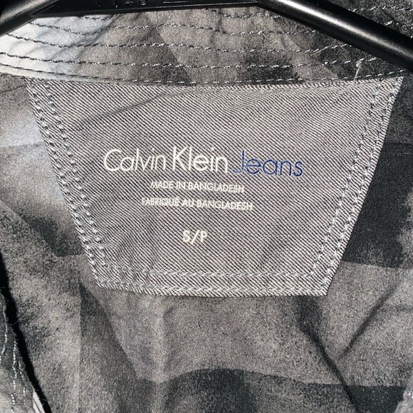 Calvin Klein Button Down - Picture 2 of 3